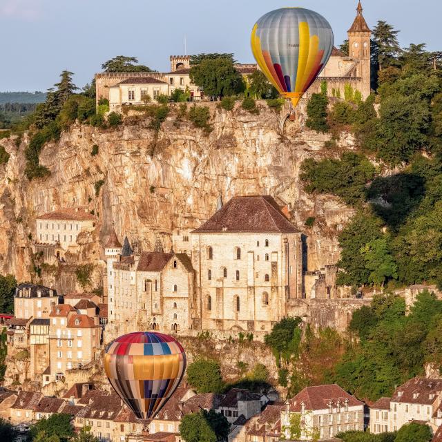 Décollage de montgolfières à Rocamadour