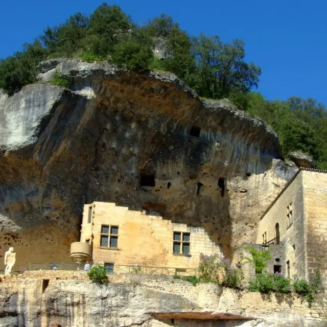 835 Srt Photo Photo Les Eyzies Vezere 6