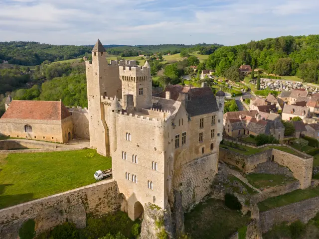 5557 Chateau De Beynac Et Cazenac Dordogne Libre