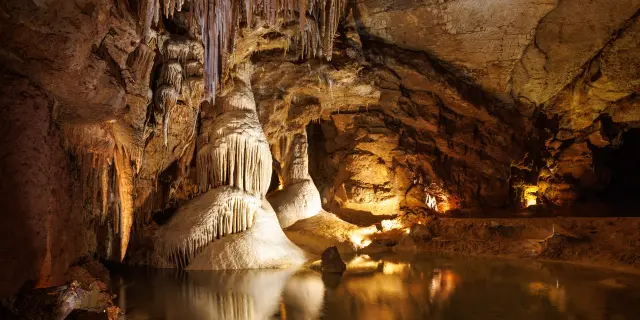 Grottes de Lacave